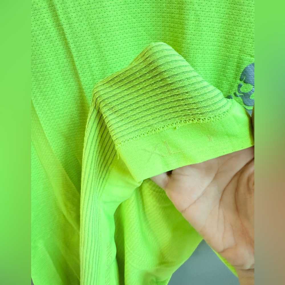 Lululemon x Soulcycle neon green short sleeve athletic tee shirt - Picture 4 of 6